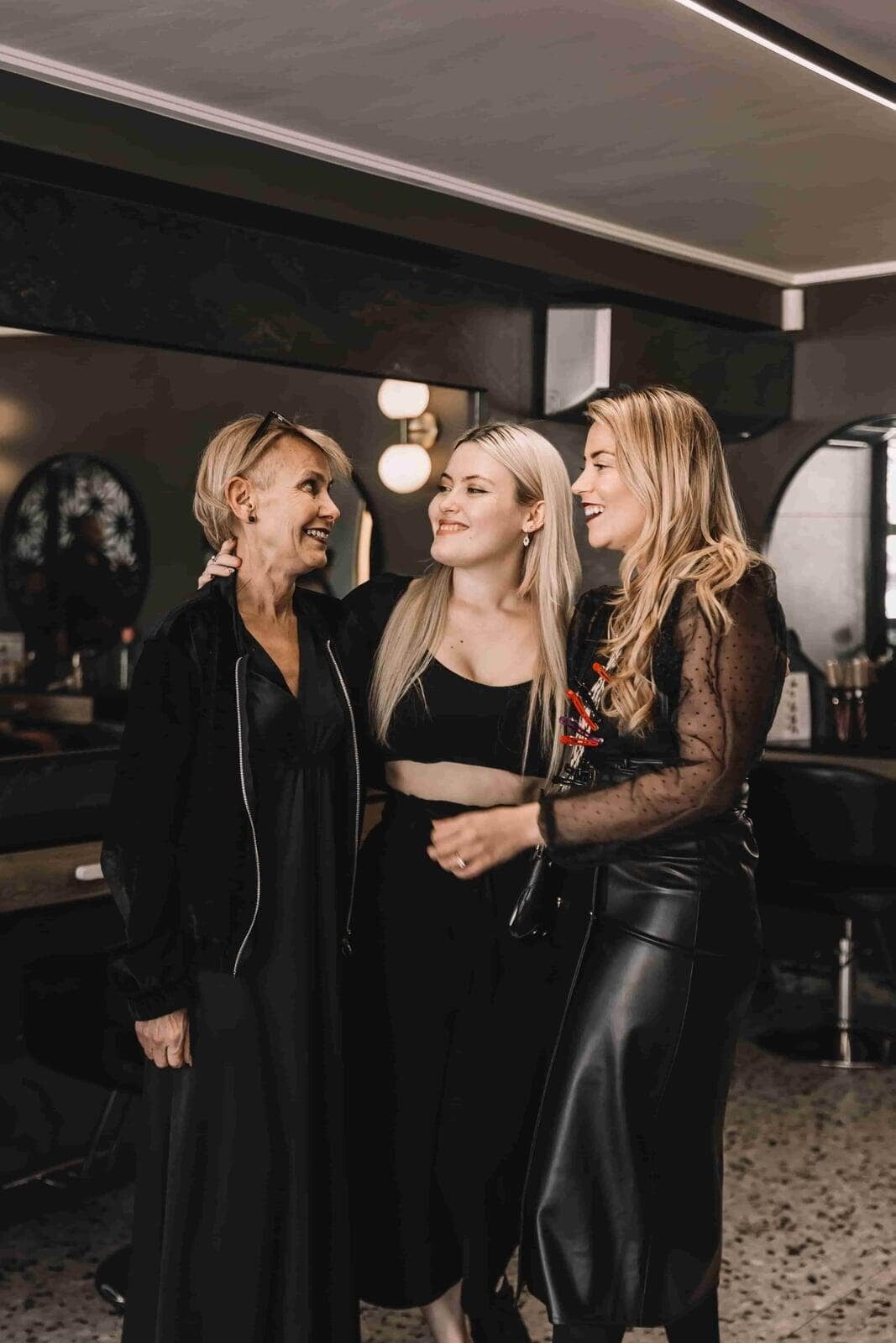 Image of Cuthill family together